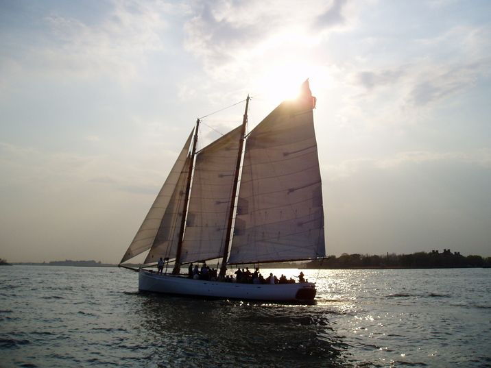 nyc-sunset-sail-aboard-schooner-adirondack