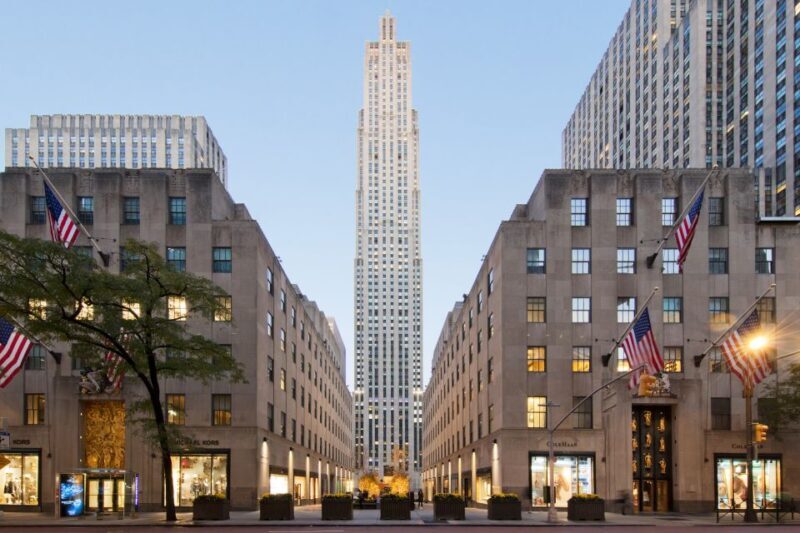 NYC: The Official Rock Center Tour - An In-Depth Look at What to Expect on the Rockefeller Center Tour