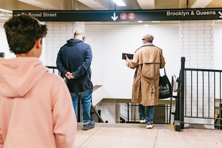 nyc-underground-subway-guided-tour-with-local-new-yorker