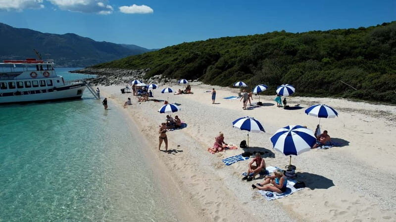 Nydri: Island Hopping Boat Cruise with Beach BBQ Lunch - Authentic and Enjoyable Experiences