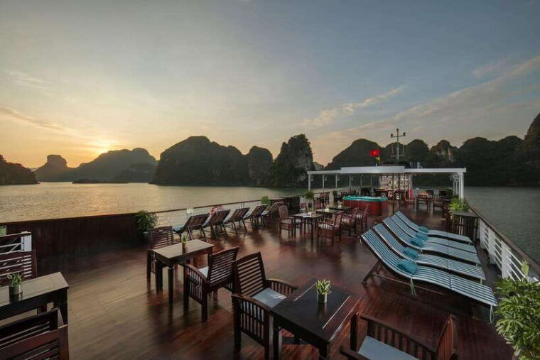 nyna-travel-northern-vietnam-6d5n-hanoi-sapa-ha-long