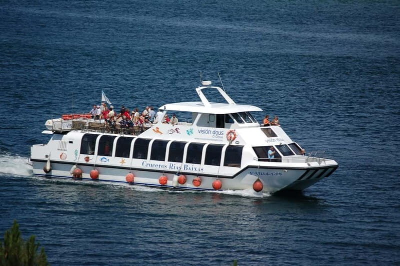 O Grove: Boat Tour with Mussel Tasting and Wine - Discovering Galicia’s Coastal Charm on a Boat