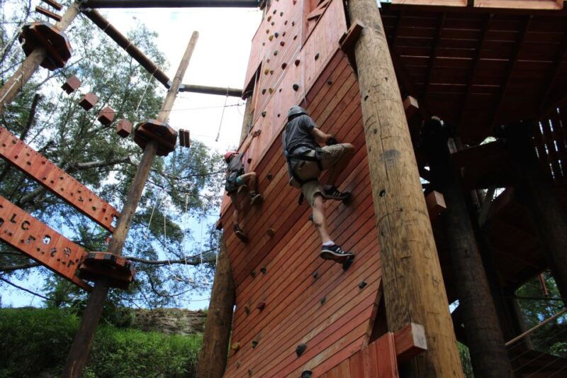 oahu-aerial-adventure-climbing-freefall-experience