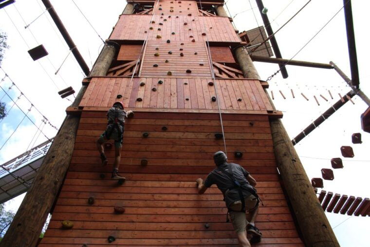 oahu-aerial-adventure-climbing-freefall-experience
