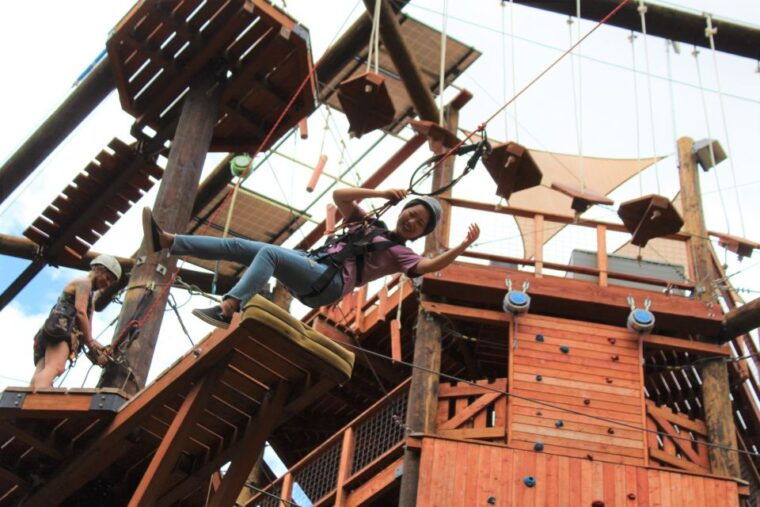 oahu-aerial-adventure-climbing-freefall-experience