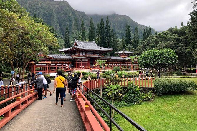 Oahu Circle Island Tour with Byodo-In Temple Admission - Discovering Oahu’s Highlights in a Day