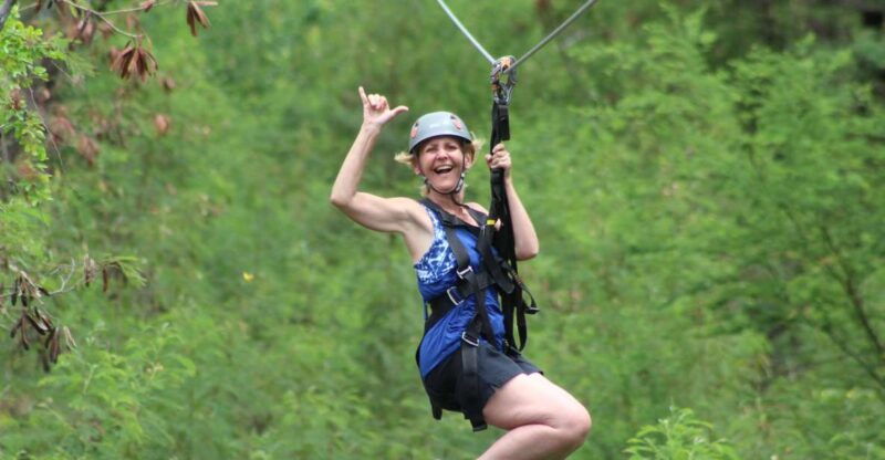 oahu-coral-crater-zipline-tour