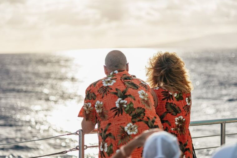 oahu-diamond-head-cruise-with-drinks-appetizers