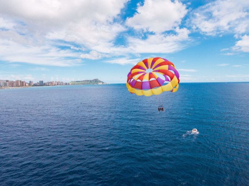 oahu-diamond-head-sunrise-and-parasailing-tour