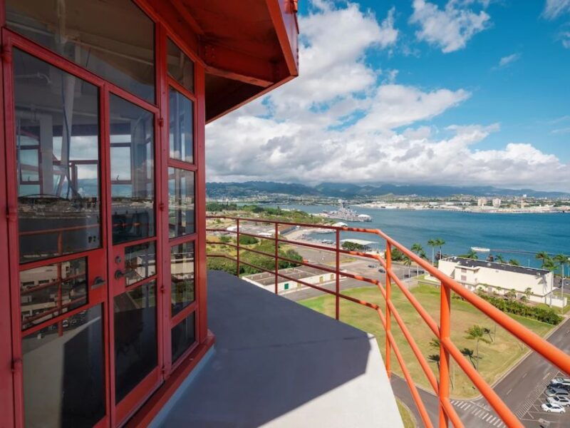 oahu-ford-island-control-tower-entry-ticket-and-guided-tour