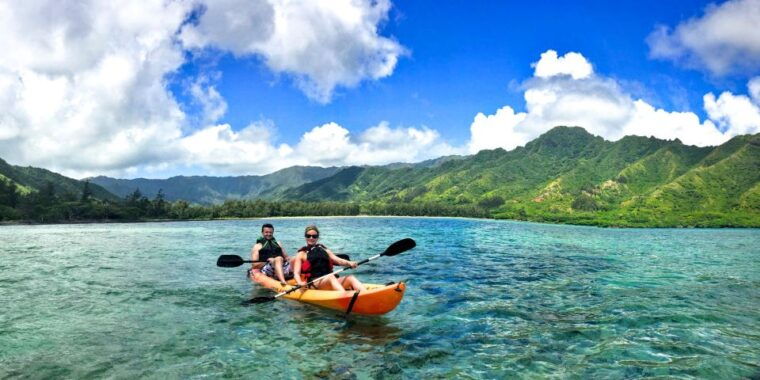oahu-kahana-rainforest-river-4-hour-kayak-rental