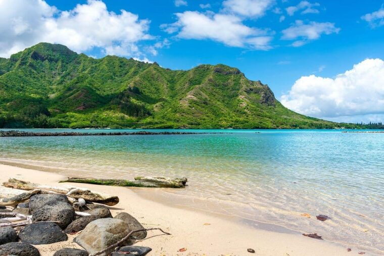 oahu-kahana-river-stand-up-paddleboard-rental