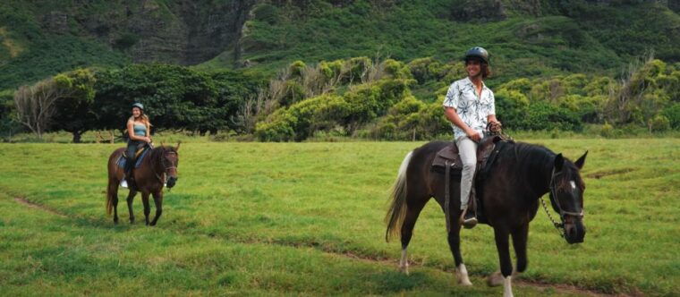 oahu-kualoa-hills-and-valleys-horseback-riding-tour