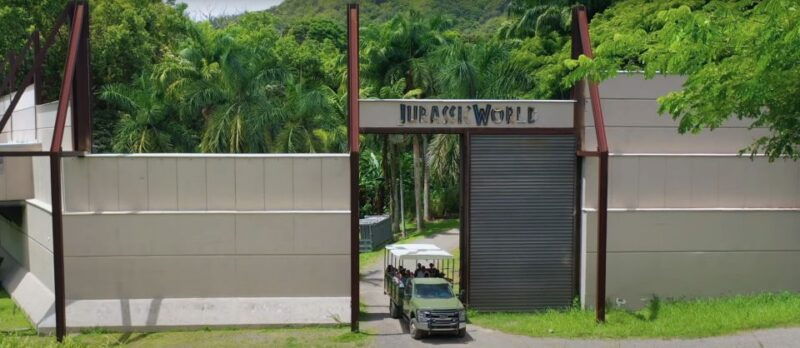 oahu-kualoa-jurassic-movie-set-adventure-tour