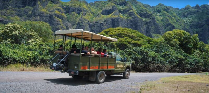 oahu-kualoa-jurassic-movie-set-adventure-tour