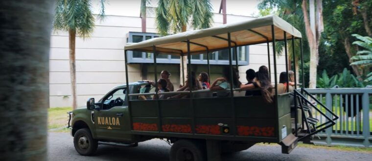 oahu-kualoa-jurassic-movie-set-adventure-tour