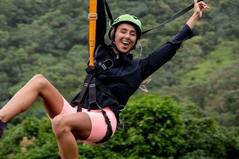 oahu-kualoa-jurassic-valley-zipline-tour