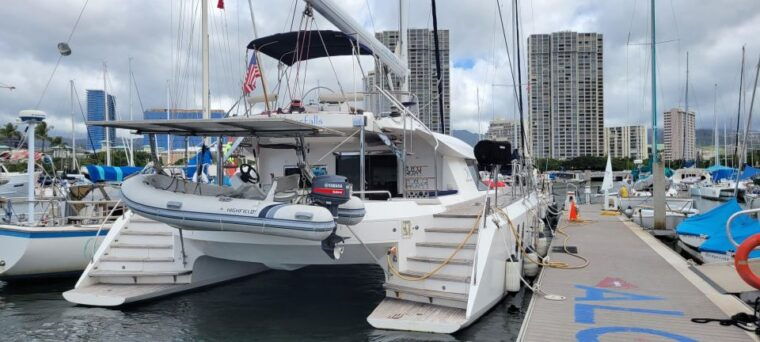 oahu-luxury-50-catamaran-cruise-with-snorkeling-and-sunset