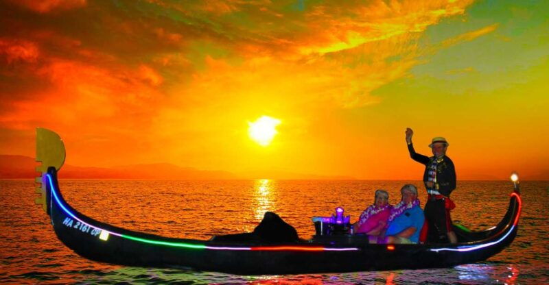 oahu-luxury-gondola-cruise-with-drinks-and-pastries