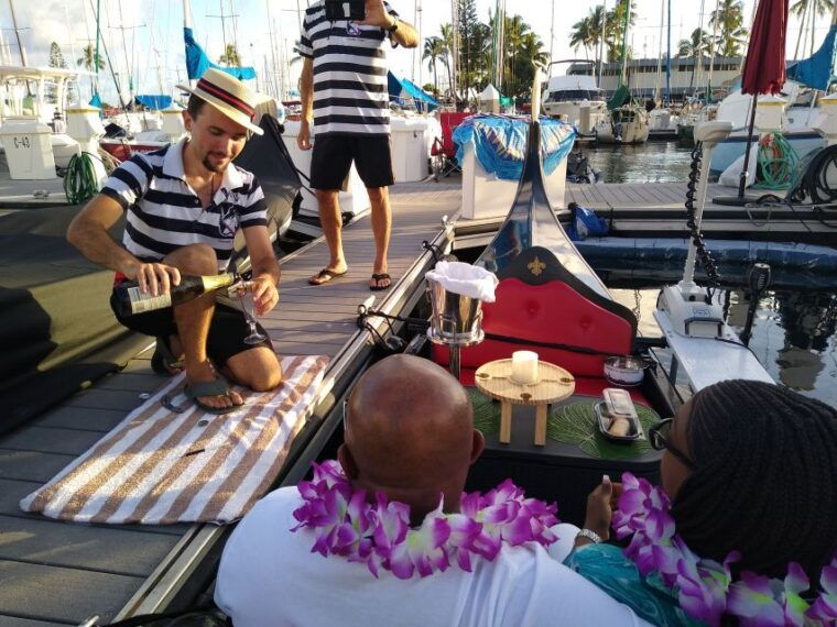 oahu-luxury-gondola-cruise-with-drinks-and-pastries