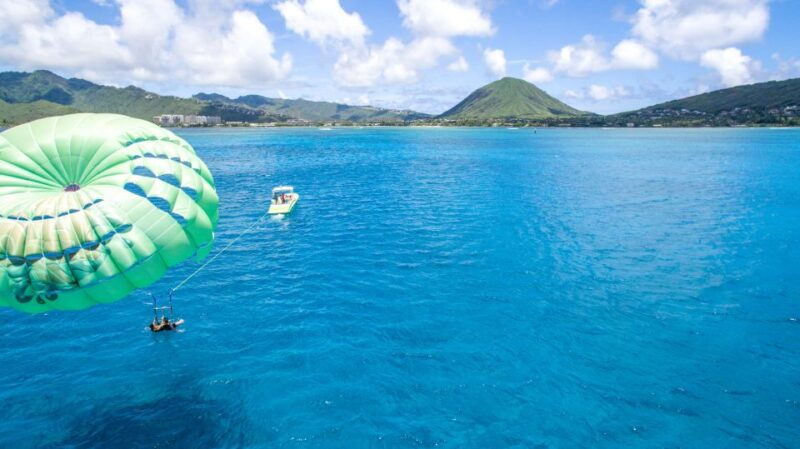 oahu-parasail-on-maunalua-bay-with-diamond-head-views