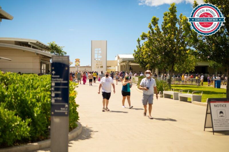 oahu-pearl-harbor-arizona-memorial-honolulu-city-tour