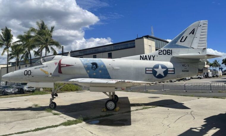 oahu-pearl-harbor-aviation-museum-entry-ticket