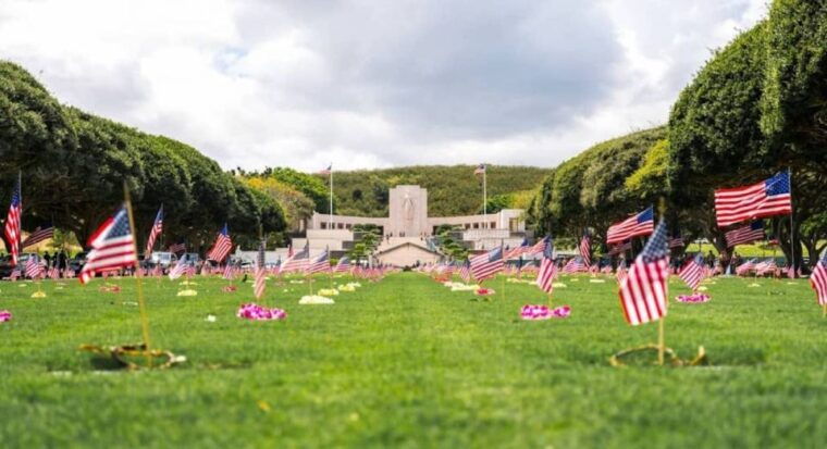 oahu-pearl-harbor-battleship-tour