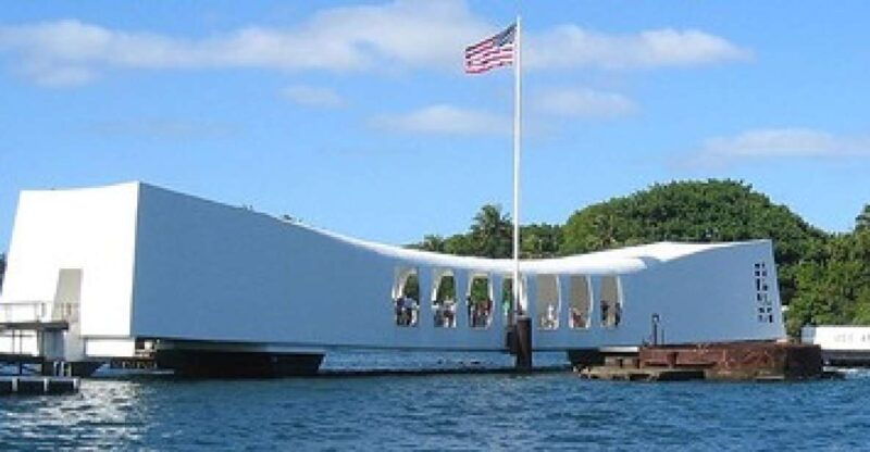 oahu-pearl-harbor-heroes-deluxe-experience