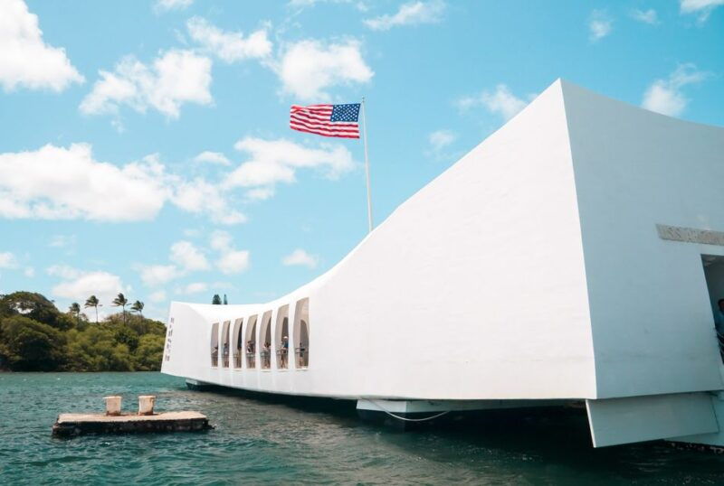 oahu-pearl-harbor-uss-arizona-and-city-tour