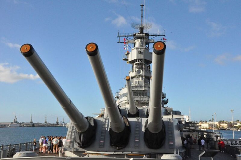 Oahu: Premium Missouri, Arizona & Top of the Tower Tour - Transportation and Comfort