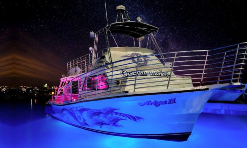 oahu-premium-waikiki-sunset-party-cruise-with-live-dj