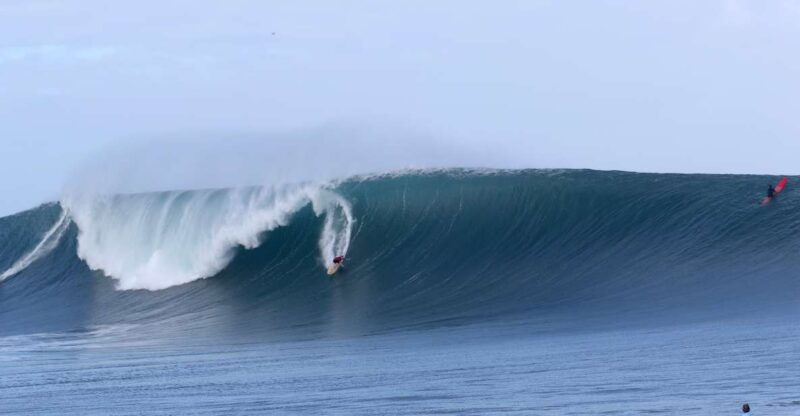 oahu-private-surfing-lesson-with-local-big-wave-surfer