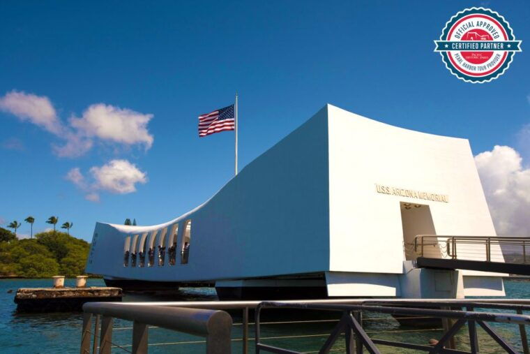 oahu-salute-to-pearl-harbor-uss-arizona-memorial-tour