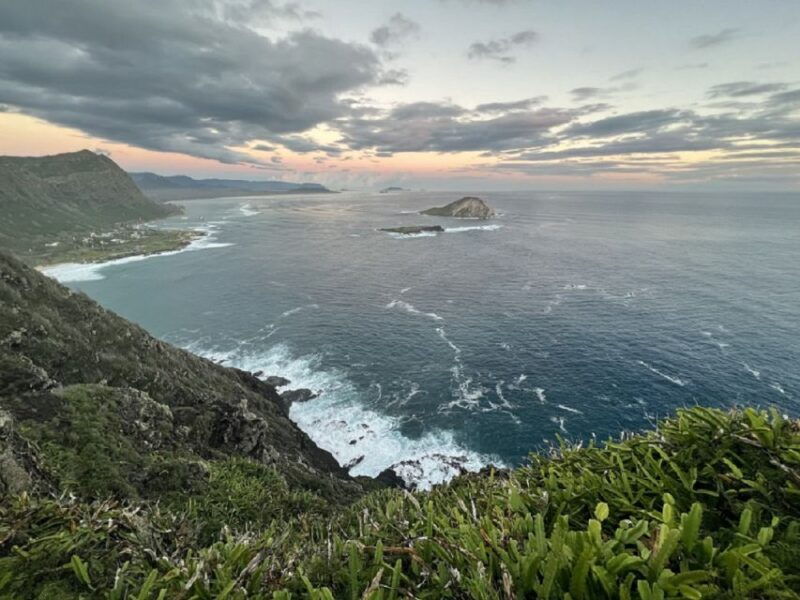 oahu-sunrise-hiking-east-side-makapuu-lighththouse