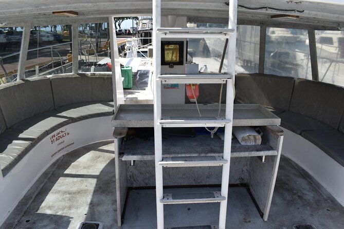 oahu-sunset-tour-on-a-40-foot-catamaran-food-and-byob