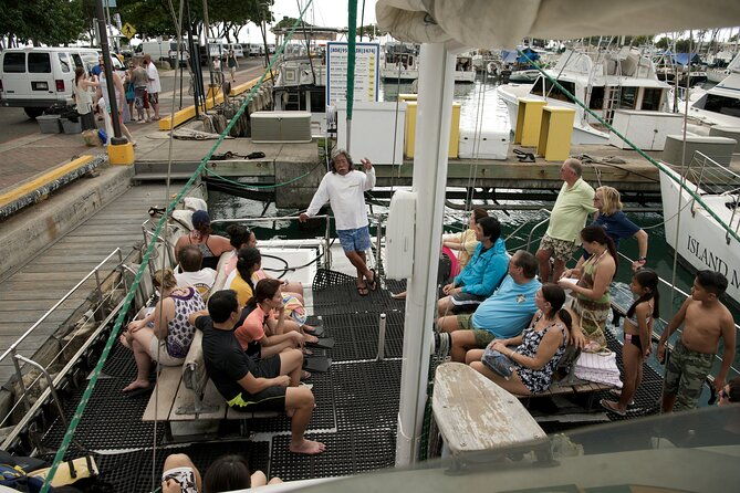 oahu-sunset-tour-on-a-40-foot-catamaran-food-and-byob