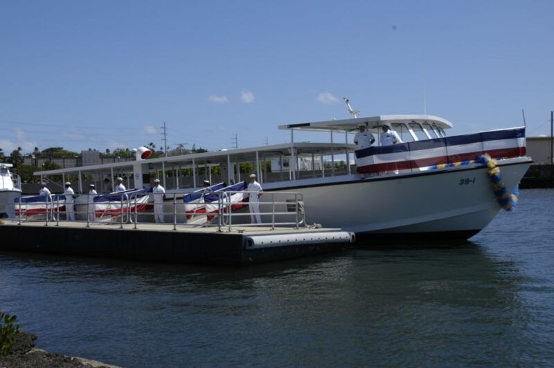oahu-uss-arizona-memorial-captains-narrated-multimedia-tour
