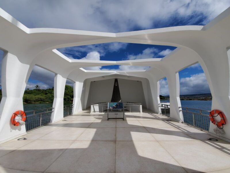 oahu-uss-arizona-memorial-chiefs-narrated-multimedia-tour