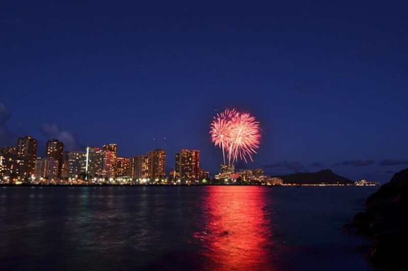 Oahu: Waikiki Friday Night Fireworks Sail - FAQ
