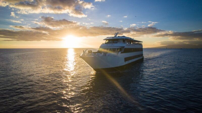 oahu-waikiki-sunset-and-cocktail-cruise