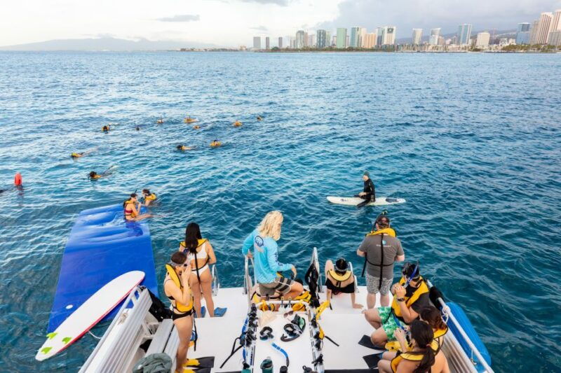 oahu-waikiki-turtle-canyons-cruise-and-snorkel-excursion