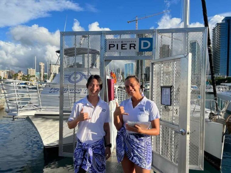 oahu-waikiki-whale-watching-tour-donut-and-coffee-included