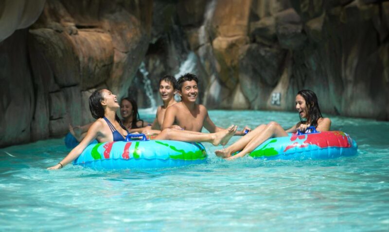 Oahu: Wet 'n' Wild Waterpark Ticket with Waikiki Transfer - Who Will Love This Tour?
