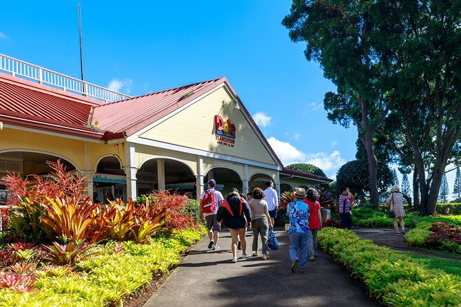 oahus-cozy-14-passenger-circle-island-tour-food-discount-card