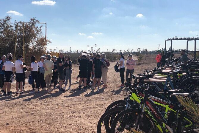 Oasis Tour On Bicycle - FAQ