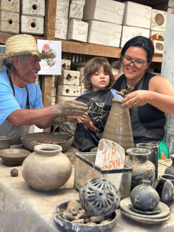 oaxaca-monte-alban-alebrije-workshop-and-black-pottery