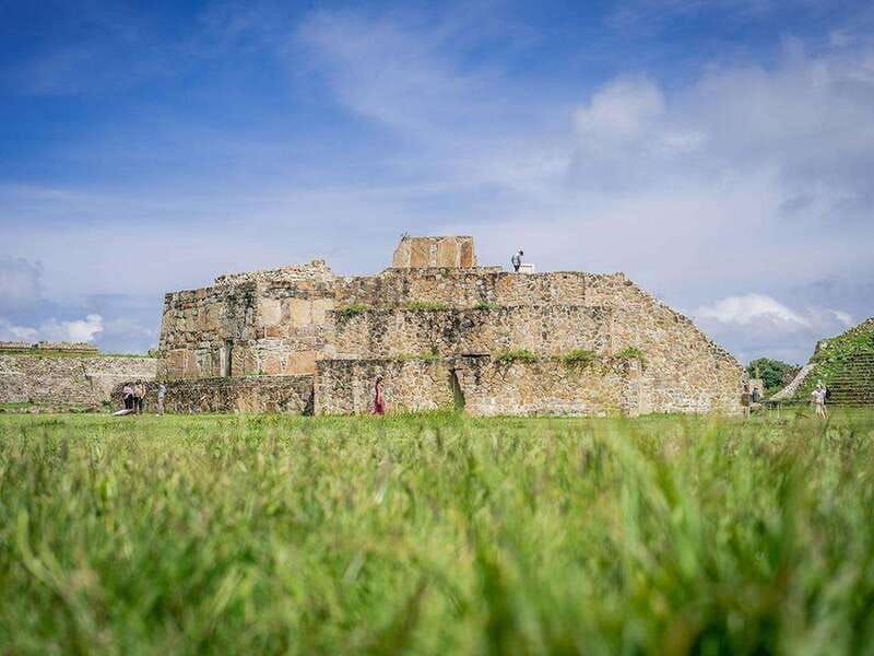 oaxaca-monte-alban-archaeological-site-tour
