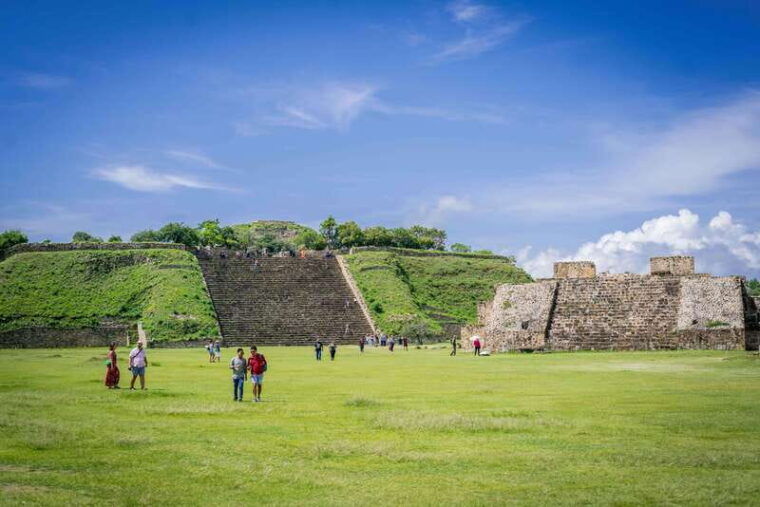 oaxaca-monte-alban-archaeological-site-tour