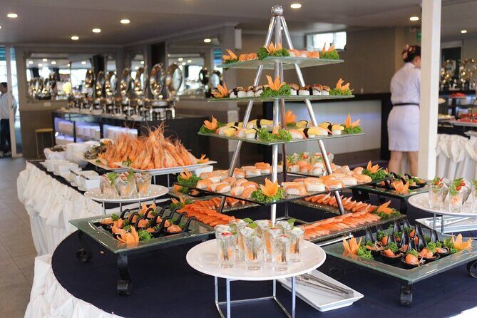 Ocean Sky Pattaya Dinner Cruise with Live Entertainment - Who Should Consider This Tour?